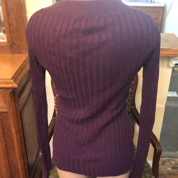 Elena Gilbert’s SA Express Sweater TVD - Picture 6 of 6